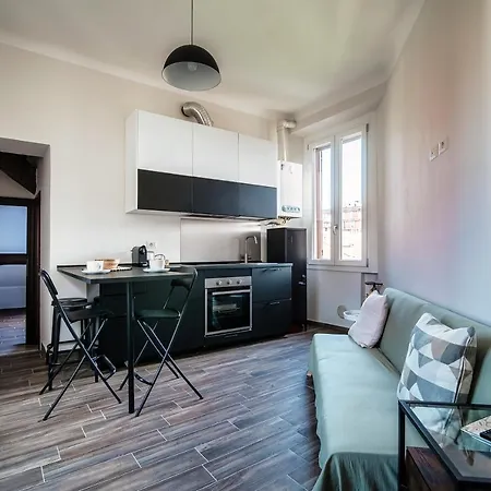 Lägenhet Joivy Stylish Flat, 5-minute Metro Trip To Centre Milano