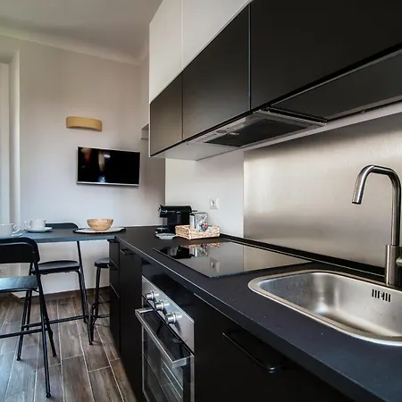 Joivy Stylish Flat, 5-minute Metro Trip To Centre Lägenhet Milano