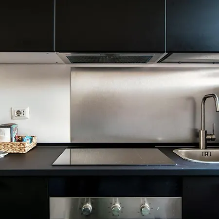 Joivy Stylish Flat, 5-minute Metro Trip To Centre Lägenhet Milano