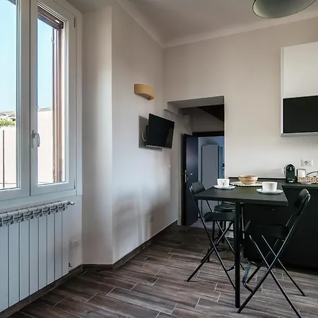 Joivy Stylish Flat, 5-minute Metro Trip To Centre Apartamento Milão