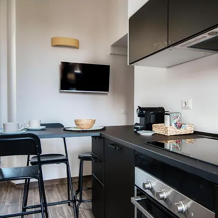 Joivy Stylish Flat, 5-minute Metro Trip To Centre アパート